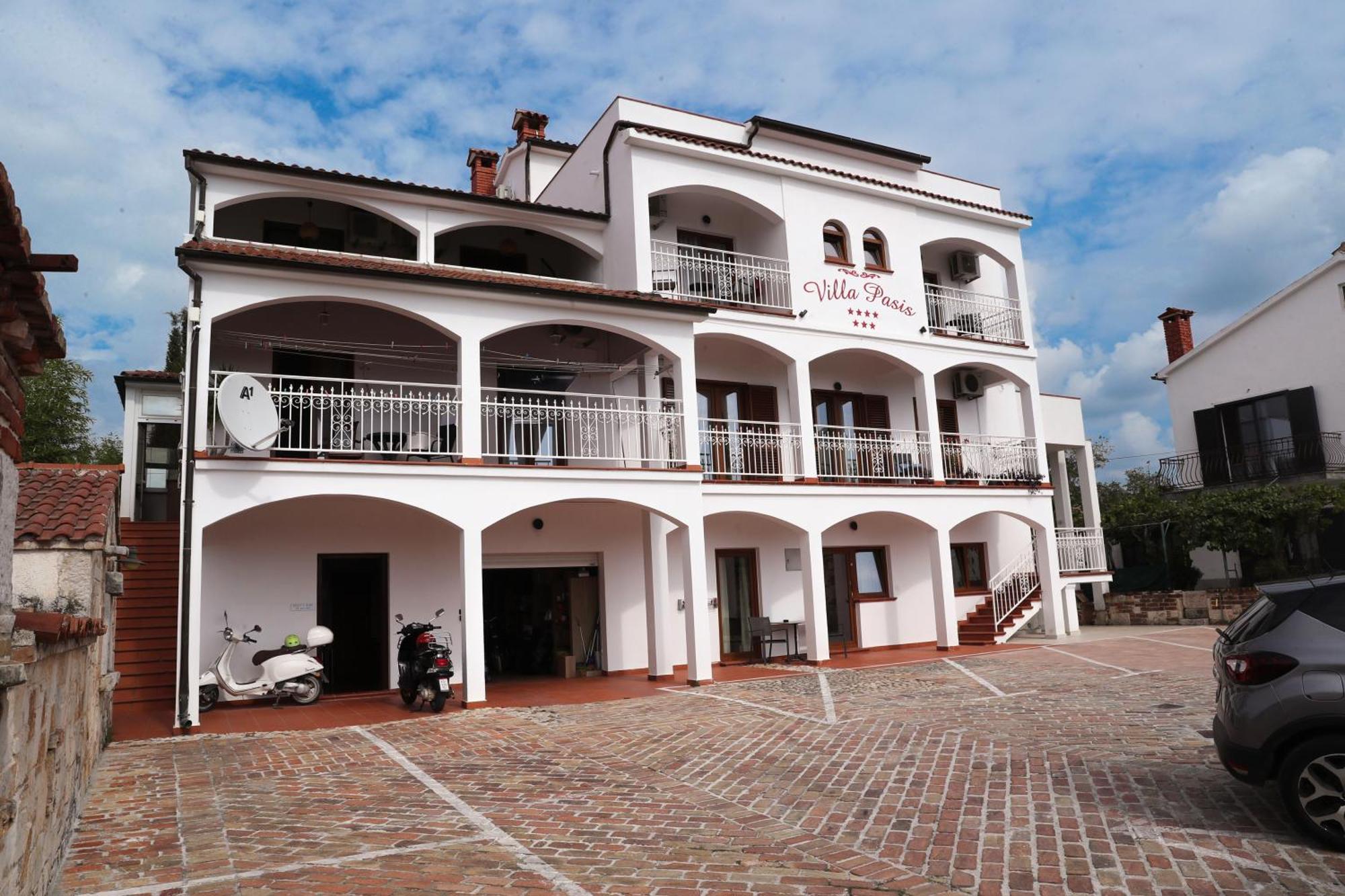 Villa Pasis Rovinj Exterior photo